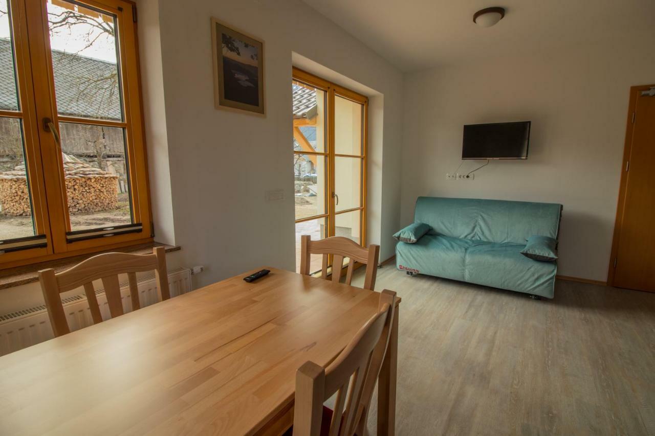 בוהין Apartments & Rooms Pr' Skalovc מראה חיצוני תמונה