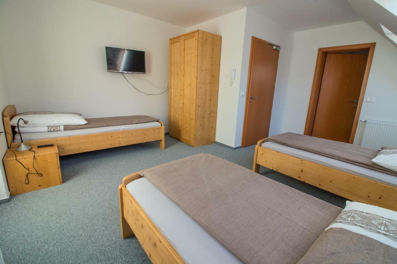 בוהין Apartments & Rooms Pr' Skalovc מראה חיצוני תמונה