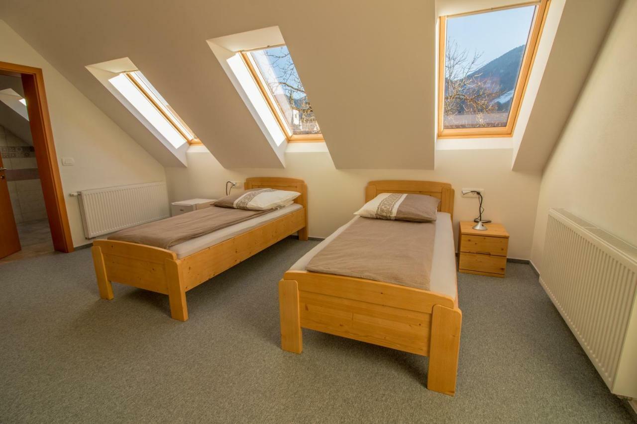 בוהין Apartments & Rooms Pr' Skalovc מראה חיצוני תמונה
