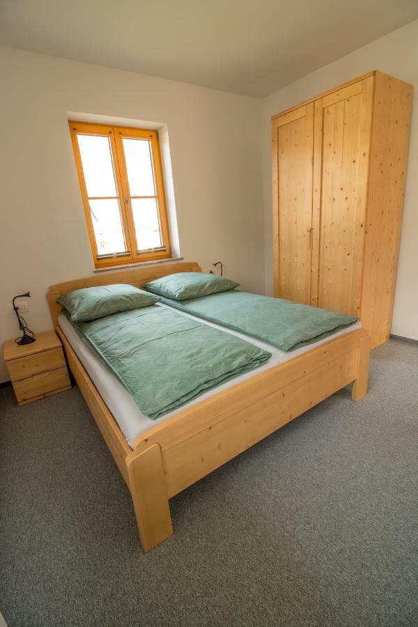 בוהין Apartments & Rooms Pr' Skalovc מראה חיצוני תמונה